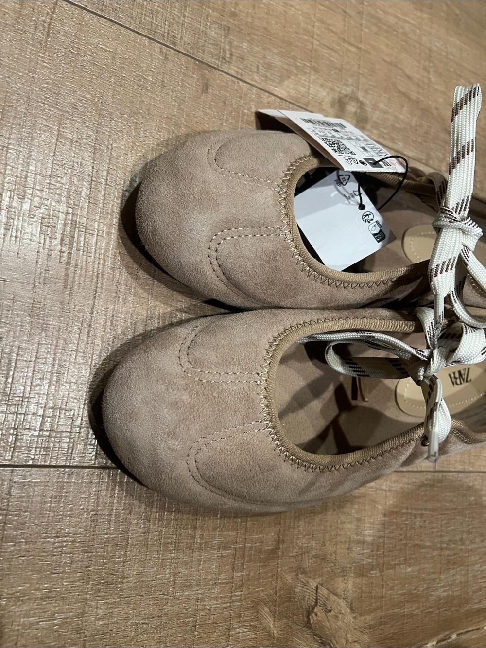 Zara Beige Suede Ballet Flats with Striped Cream Laces - Picture 5 of 6